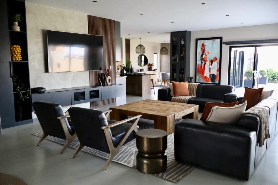 4 Bedroom Property for Sale in Cashan North West